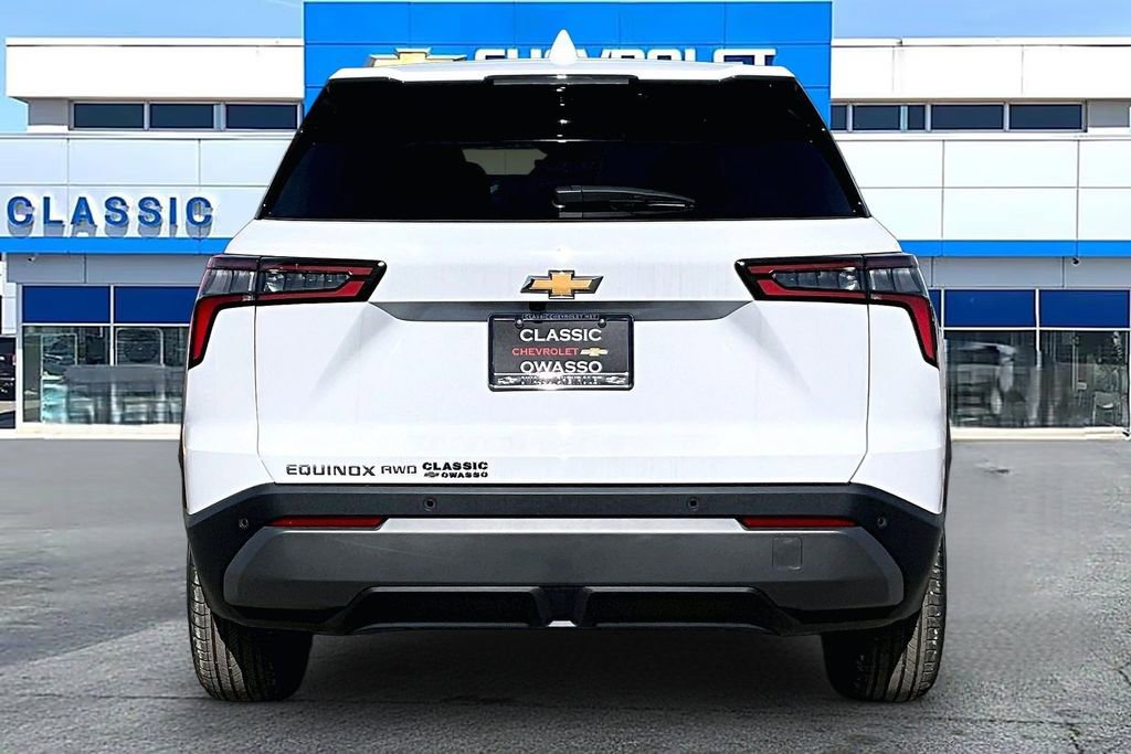 New 2026 Chevrolet Equinox LT w/ Convenience Package II image 4