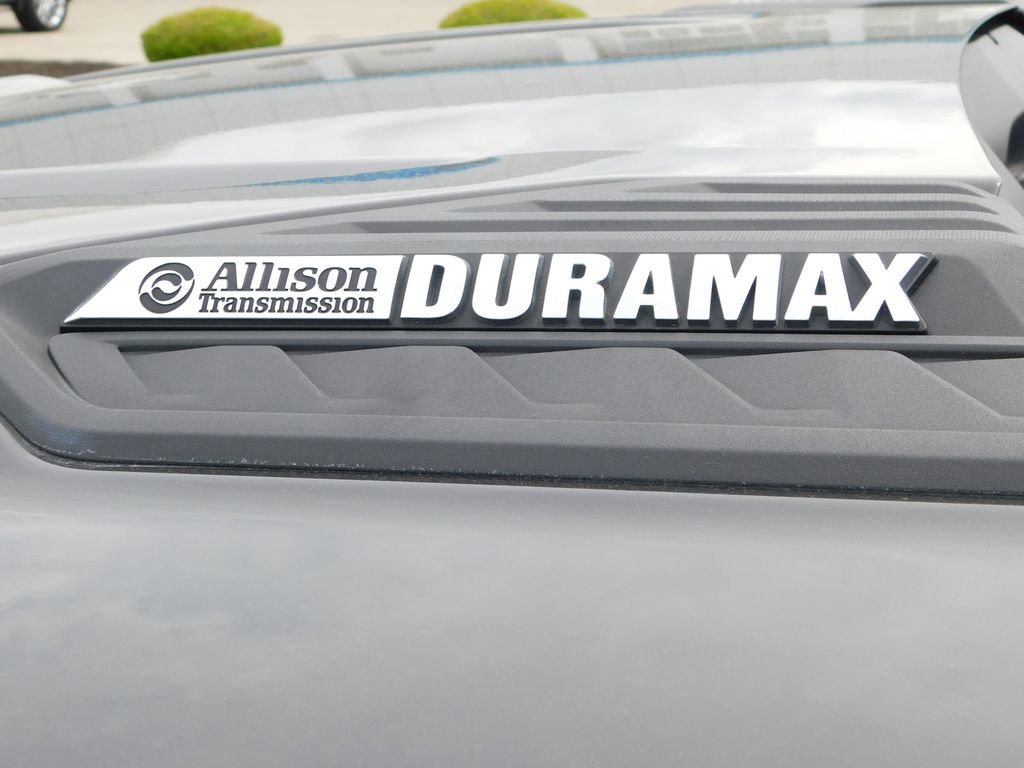 Used 2024 Chevrolet Silverado 2500 LTZ w/ LTZ Plus Package image 48