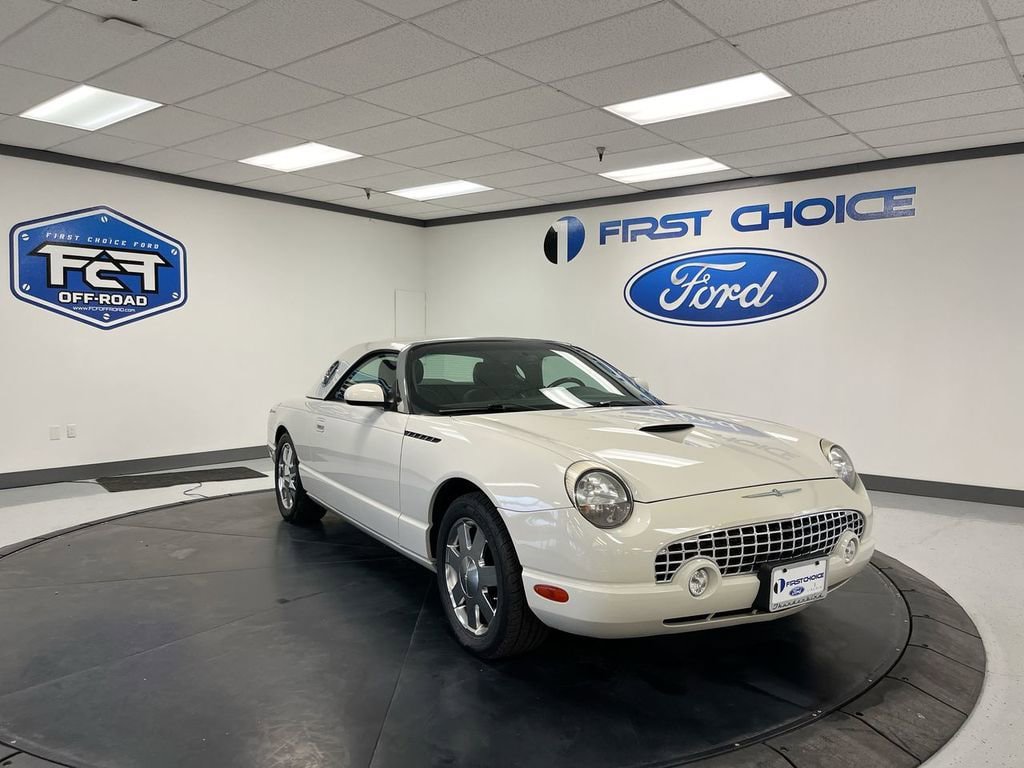 Used 2002 Ford Thunderbird RWD image 4