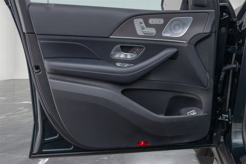 Used 2020 Mercedes-Benz GLE 350 image 17