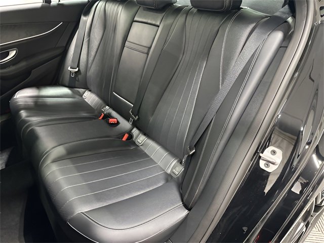 Used 2022 Mercedes-Benz E 450 4MATIC Sedan image 32