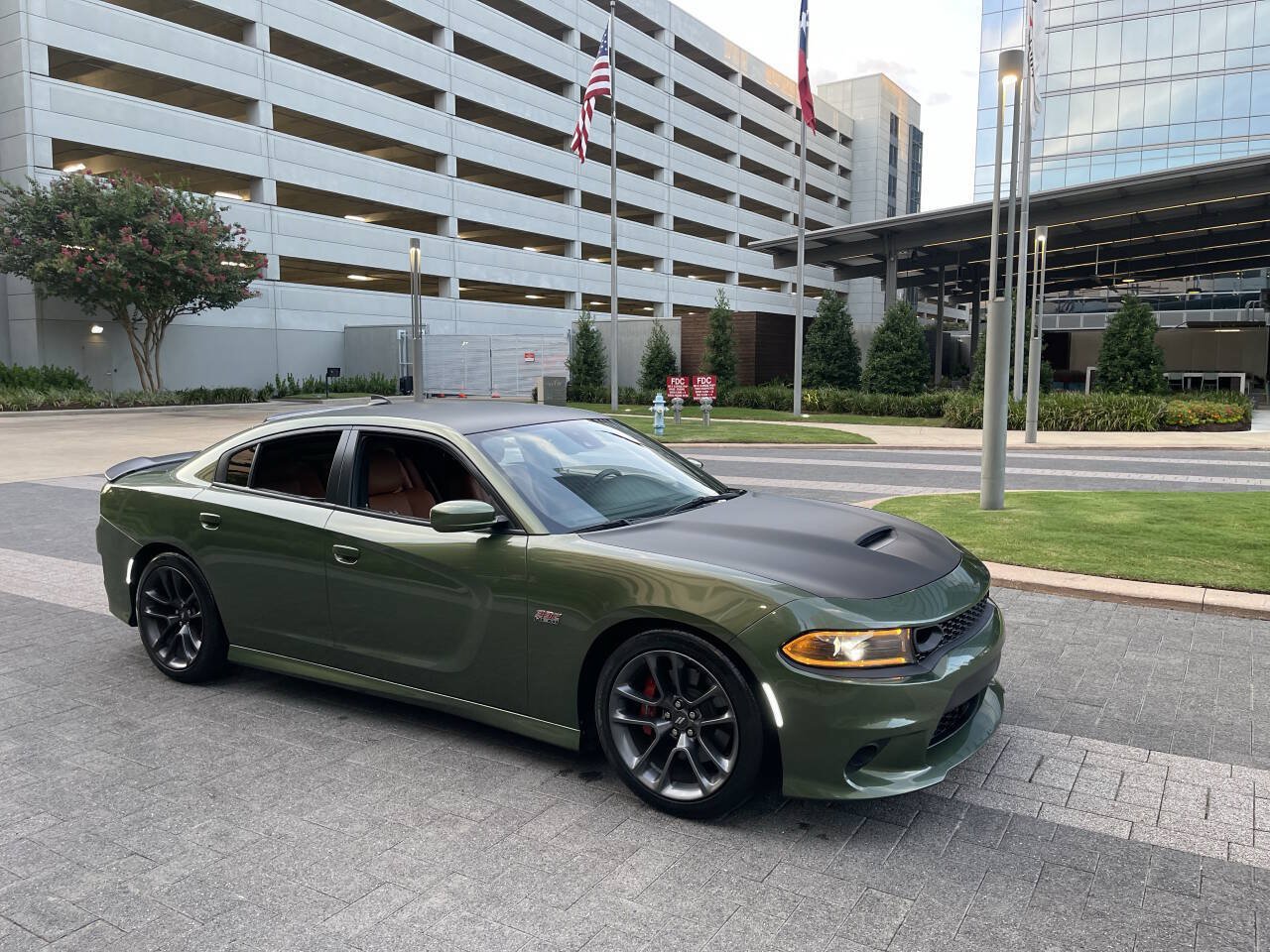 Used 2022 Dodge Charger Scat Pack w/ Plus Group RWD image 4
