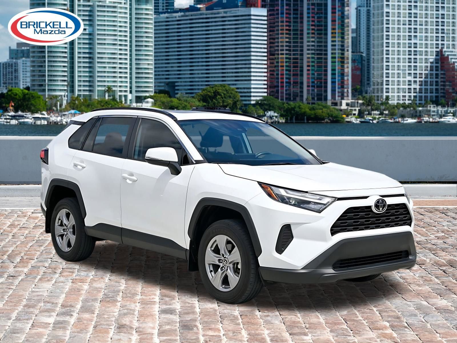 Used 2024 Toyota RAV4 XLE w/ Convenience Package image 5