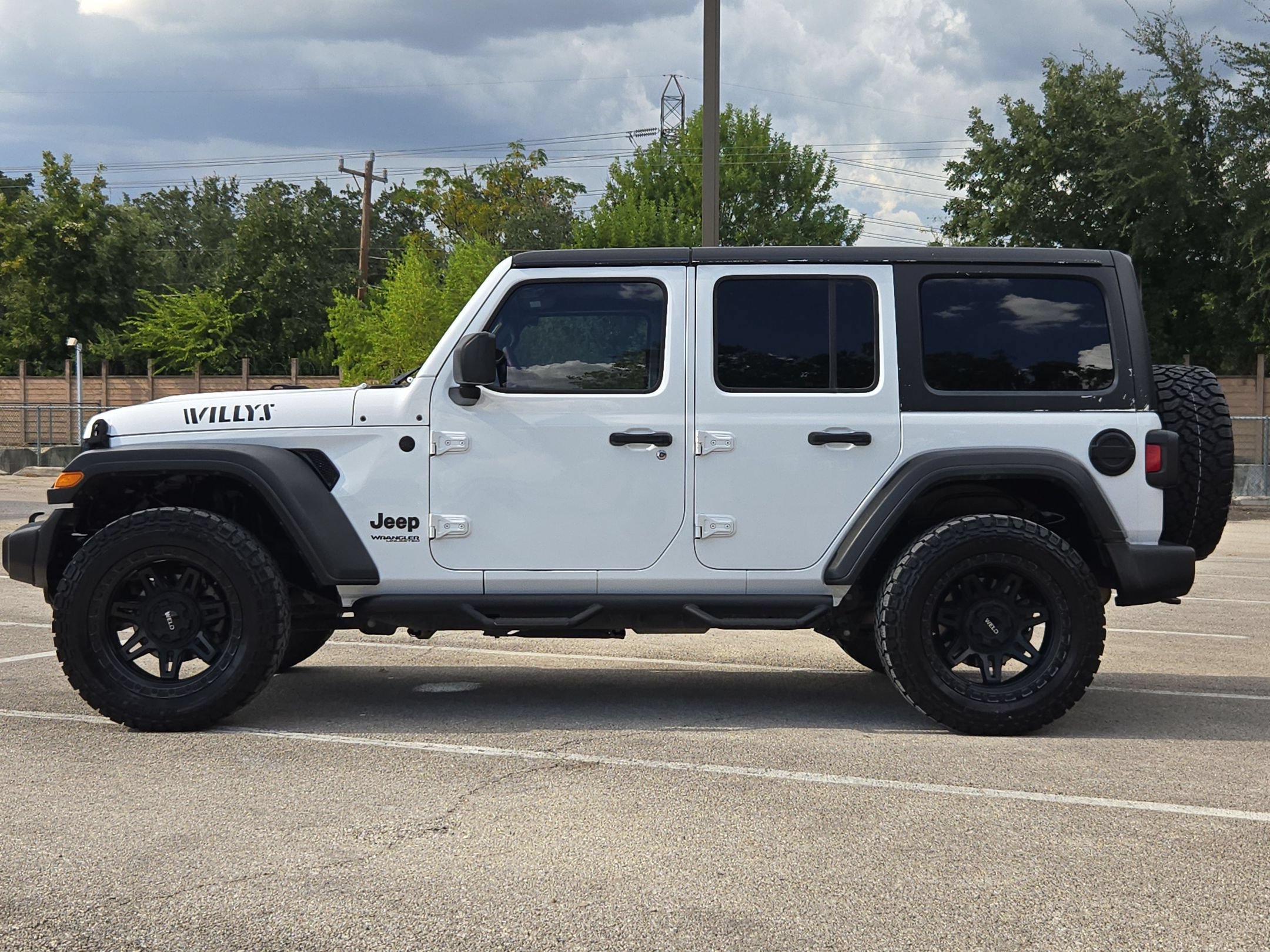 Used 2020 Jeep Wrangler Unlimited Sport AWD/4WD image 6