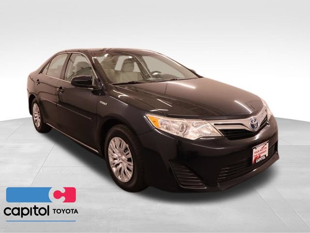 Used 2014 Toyota Camry LE FWD image 1