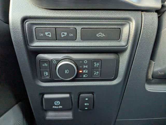 Used 2021 Ford F150 Lariat w/ Equipment Group 502A High image 23