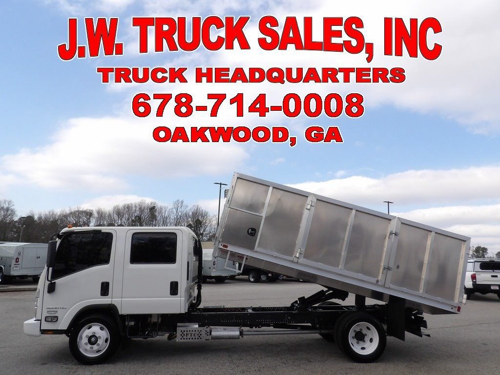 Used 2024 Chevrolet Low Cab Forward RWD image 2