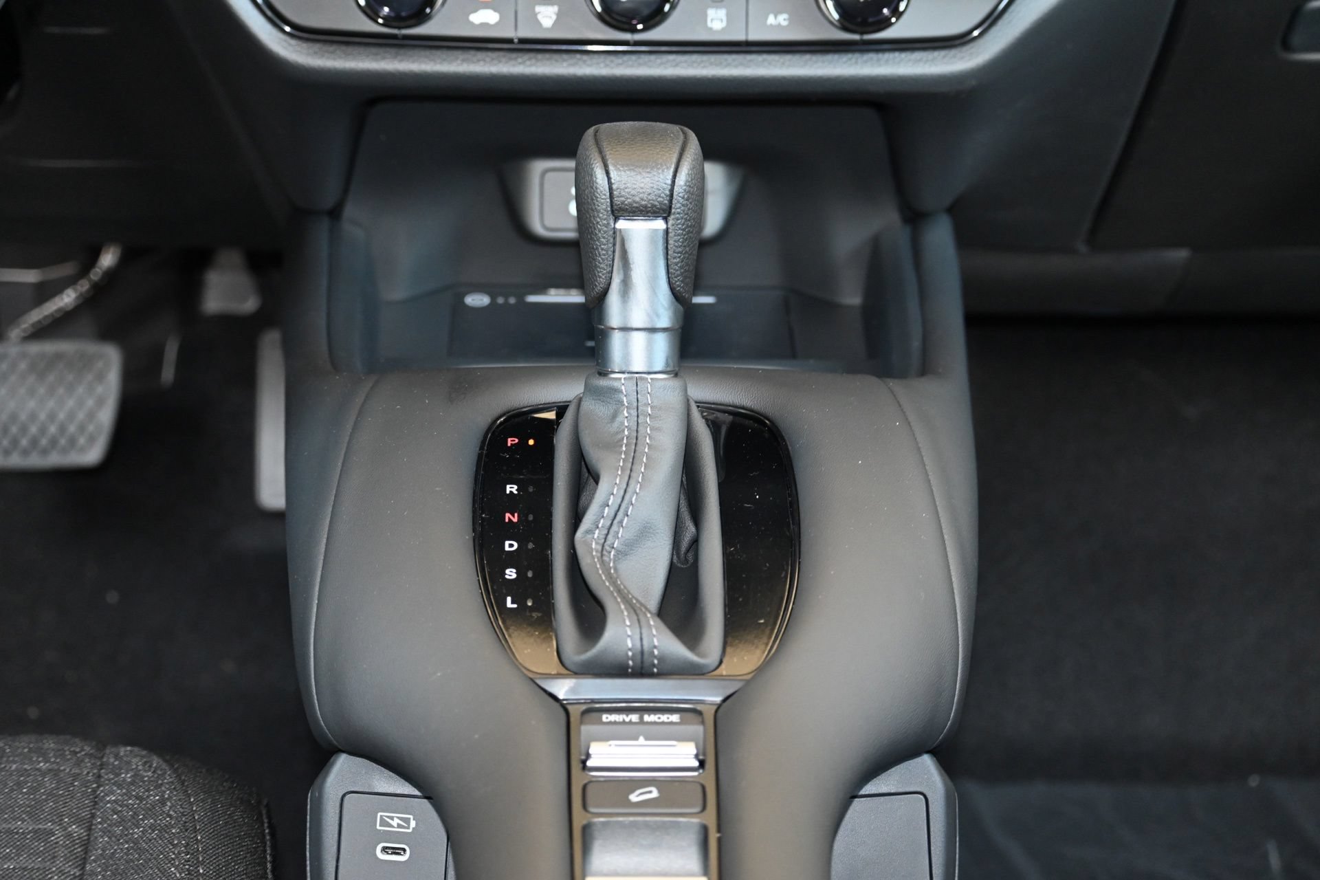 New 2027 Honda HR-V LX image 21