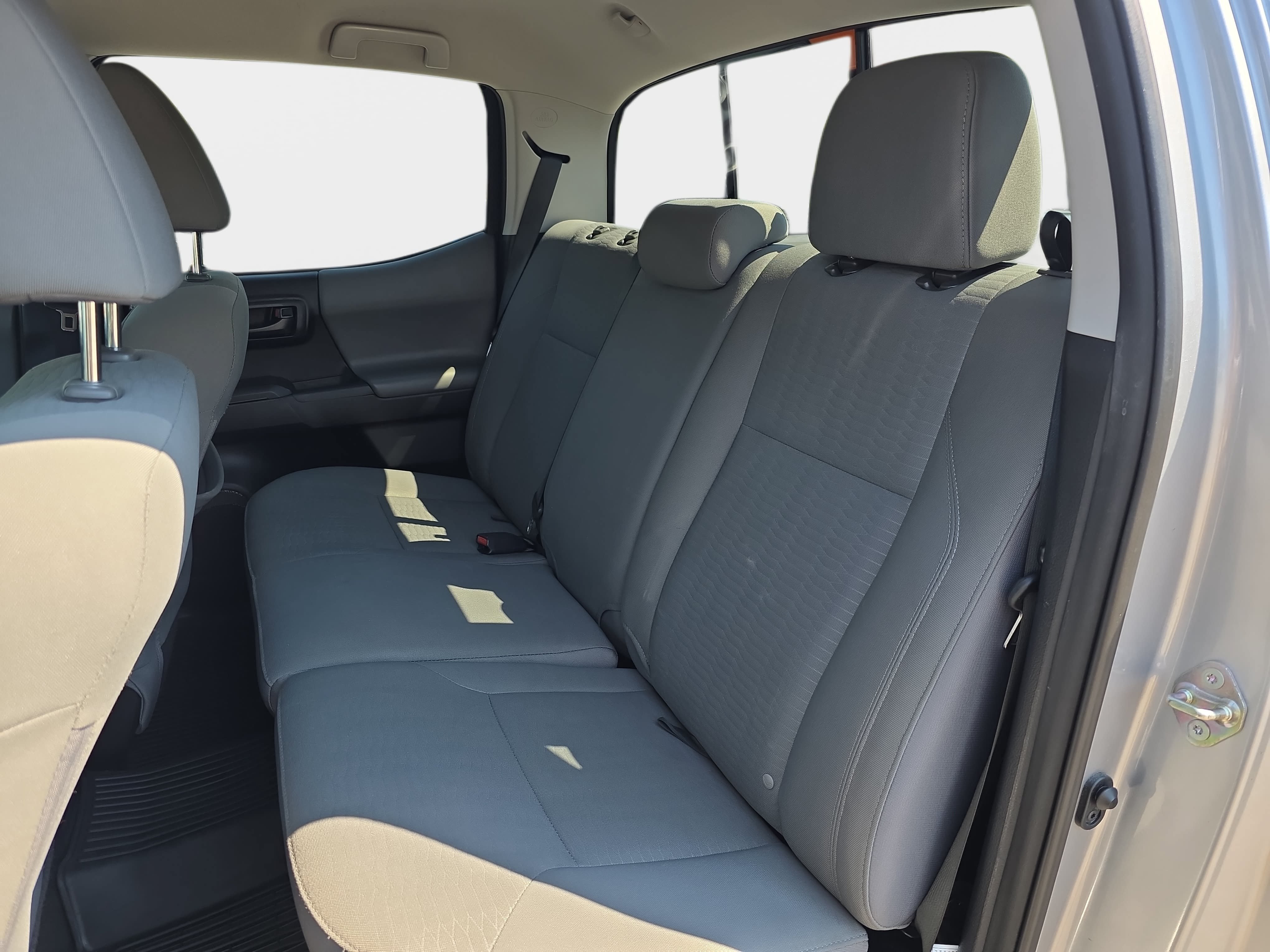 Used 2019 Toyota Tacoma SR w/ SR Convenience Package RWD image 12