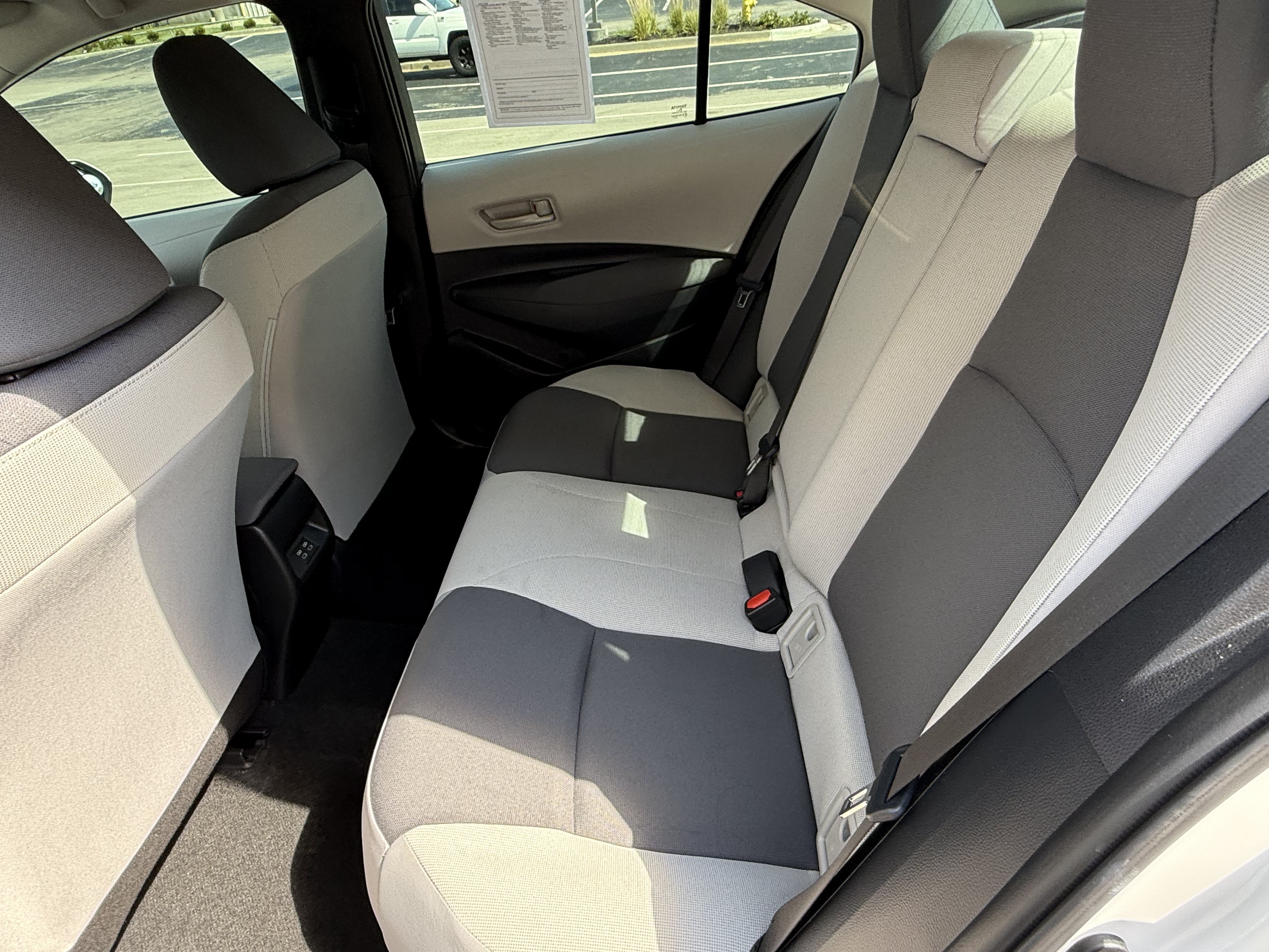 Certified 2024 Toyota Corolla LE FWD image 5