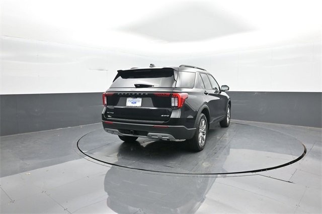 New 2026 Ford Explorer Active w/ Active Comfort Package image 7