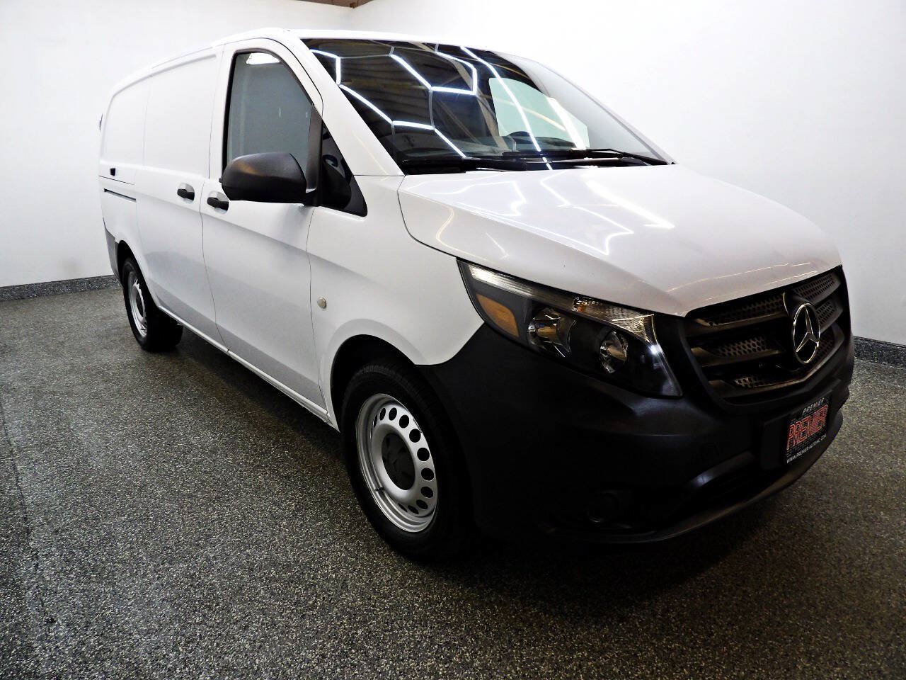 Used 2019 Mercedes-Benz Metris image 3