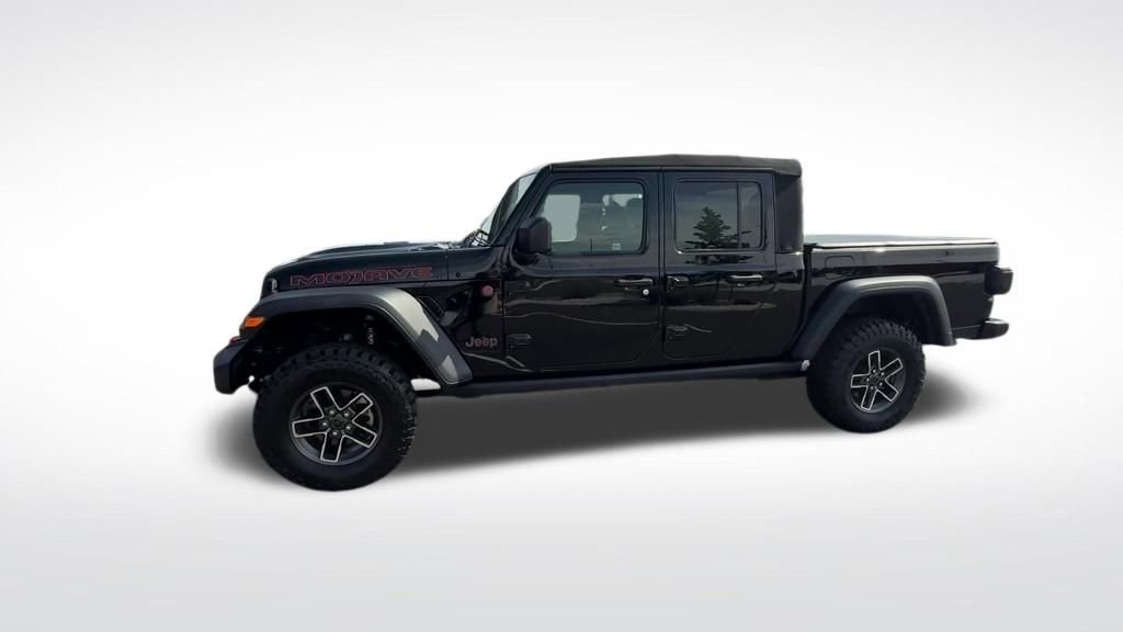 Used 2024 Jeep Gladiator Mojave w/ Technology Group image 34