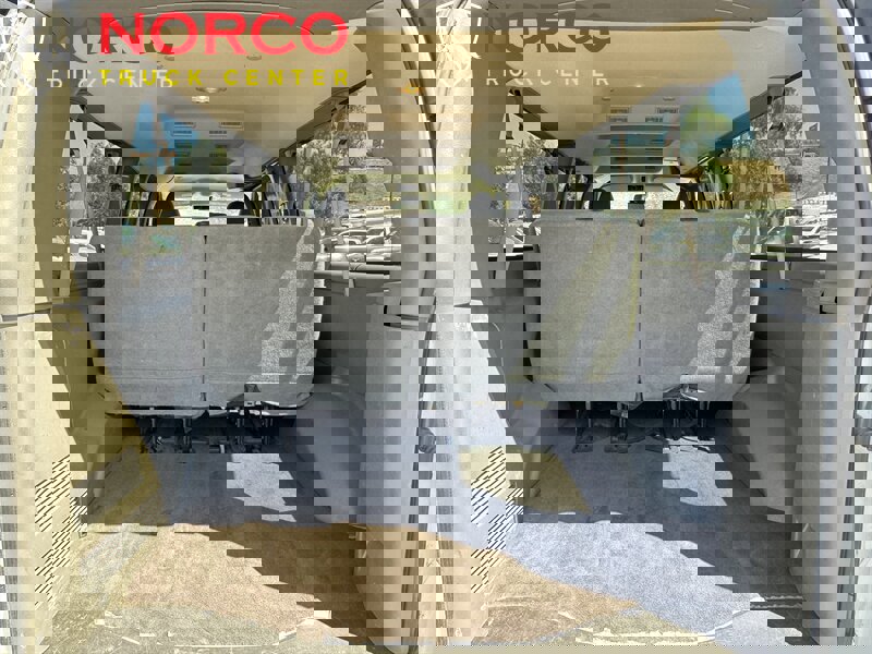 Used 2021 Chevrolet Express 3500 LT w/ LT Preferred Equipment Group image 13