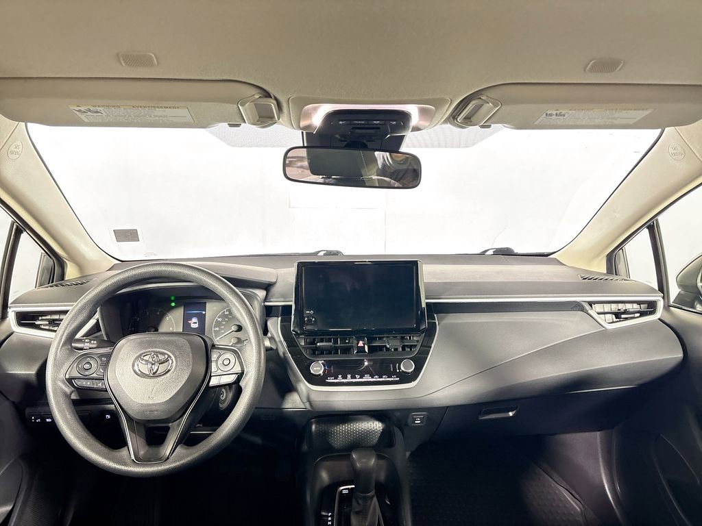 Used 2023 Toyota Corolla LE image 12