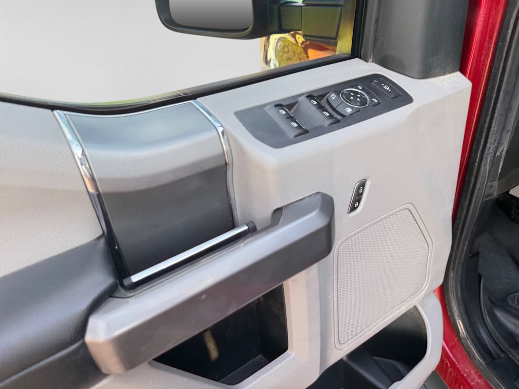 Used 2020 Ford F250 XLT w/ XLT Premium Package AWD/4WD image 18