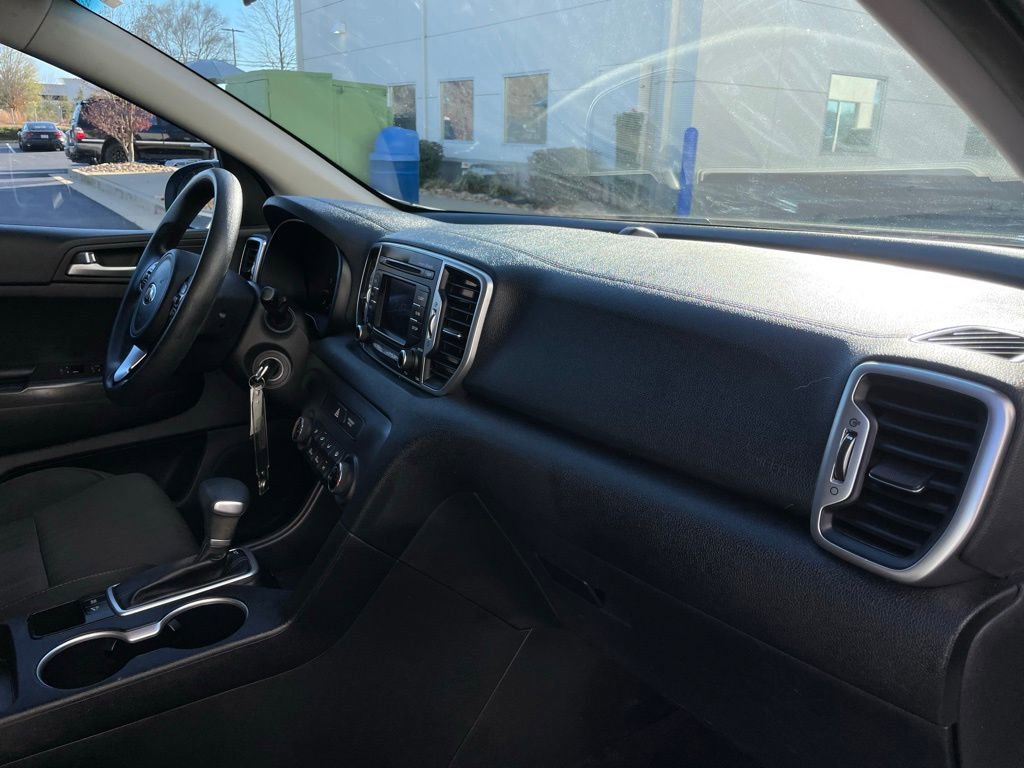 Used 2017 Kia Sportage LX image 31