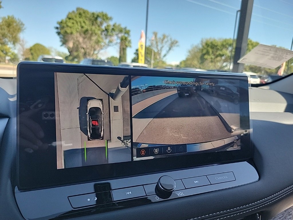 New 2026 Nissan Rogue Platinum image 32