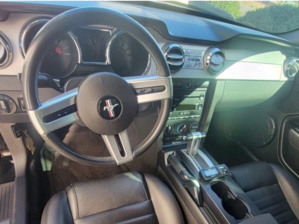Used 2006 Ford Mustang GT Premium RWD image 12