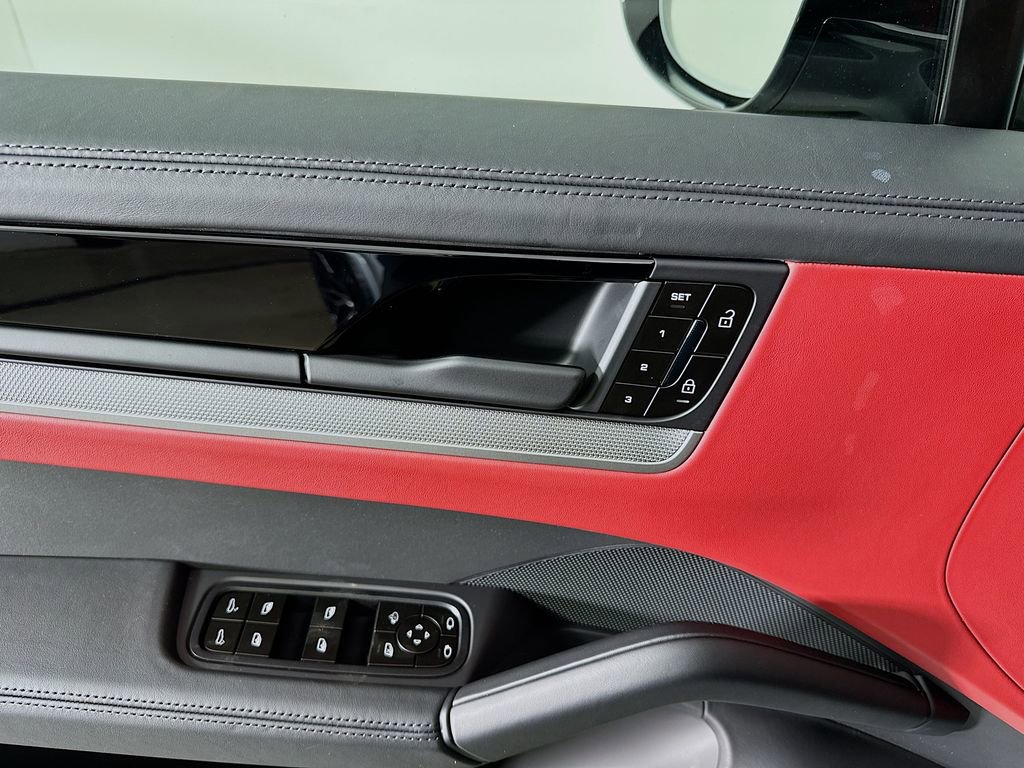 New 2026 Porsche Cayenne Coupe image 36