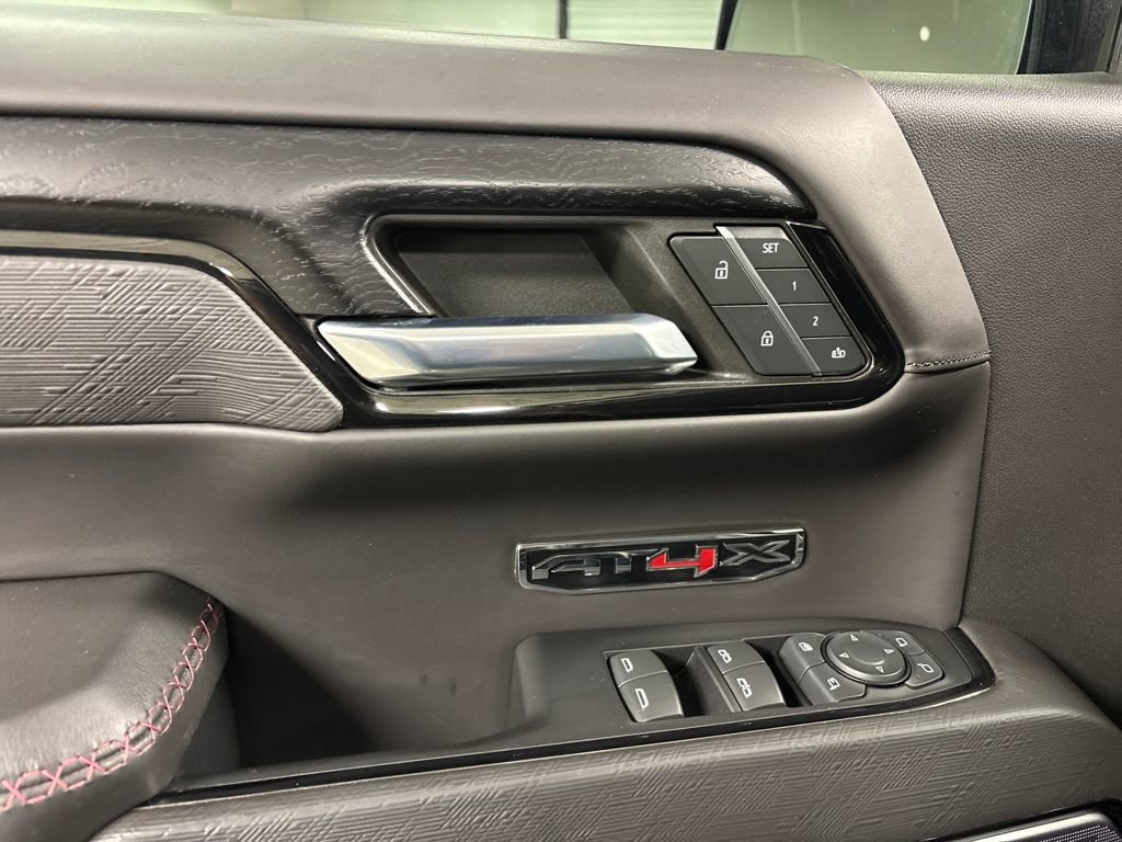 Used 2022 GMC Sierra 1500 AT4X image 24