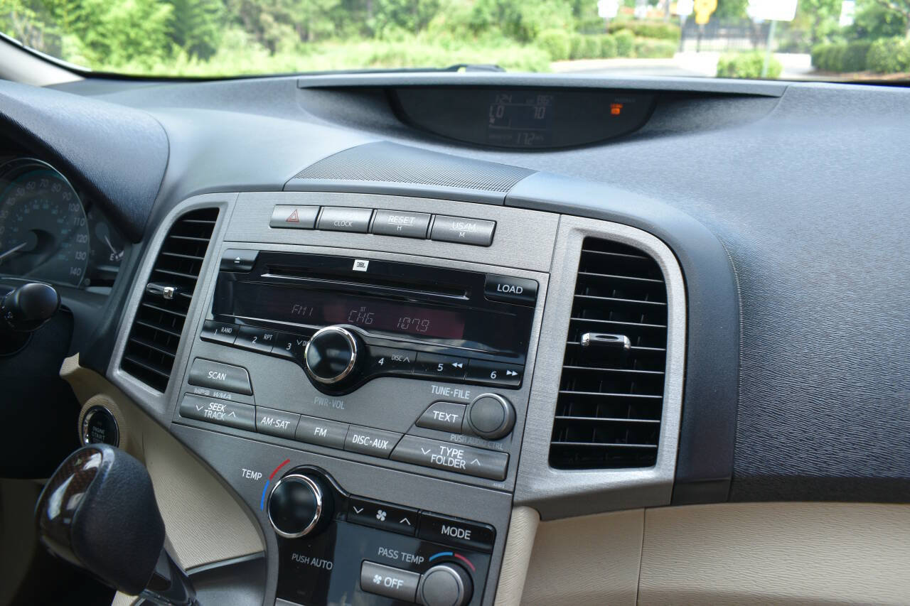 Used 2009 Toyota Venza AWD image 23