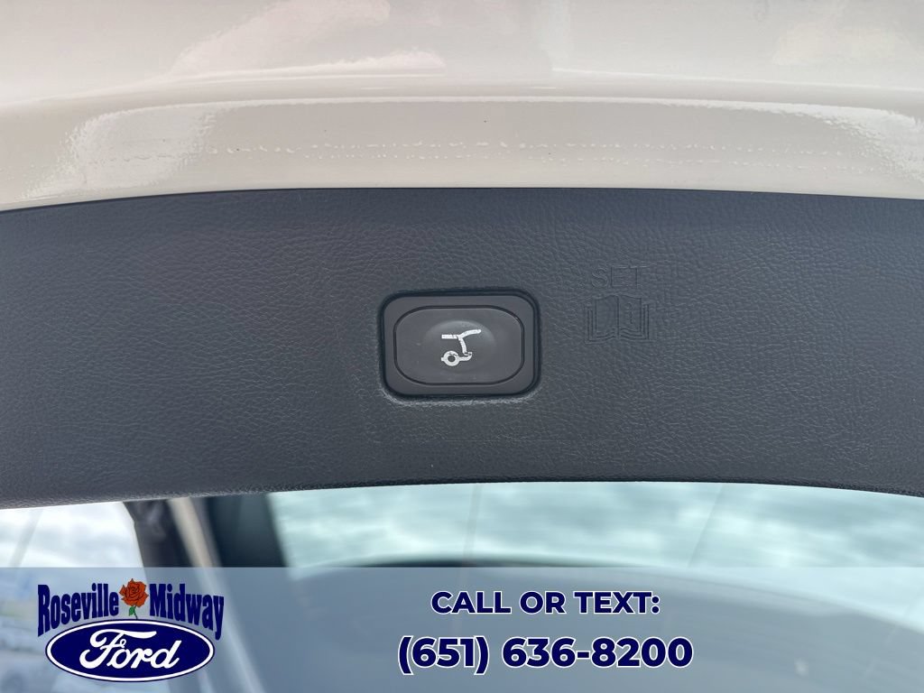 Used 2022 Ford Edge ST-Line AWD/4WD image 40