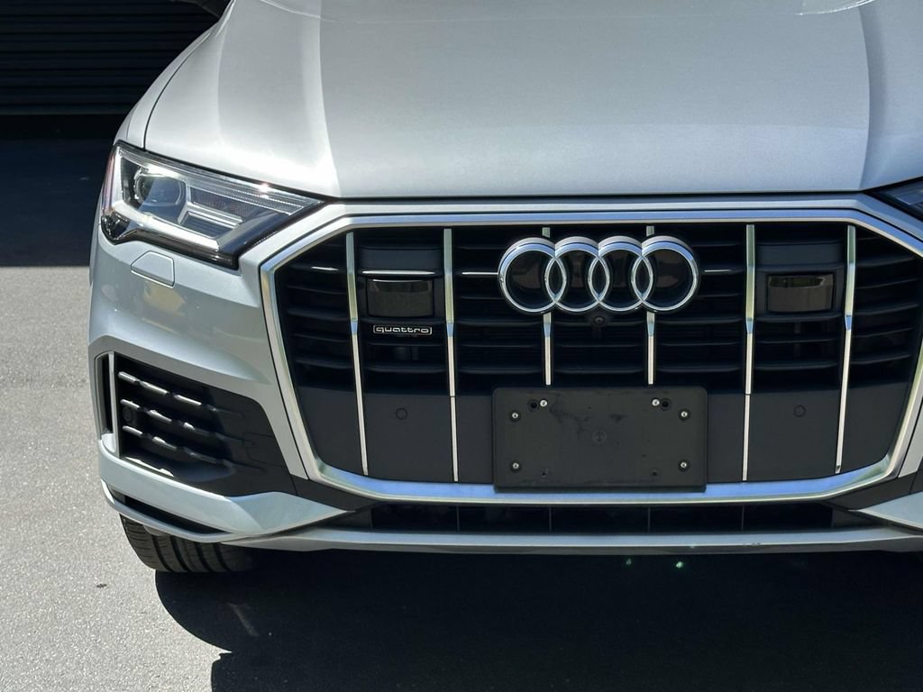 Used 2023 Audi Q7 2.0T Premium w/ Convenience Package AWD/4WD image 10