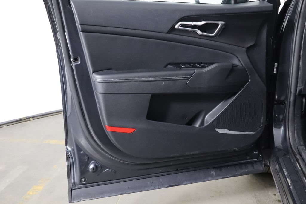 Used 2024 Kia Sportage EX FWD image 18