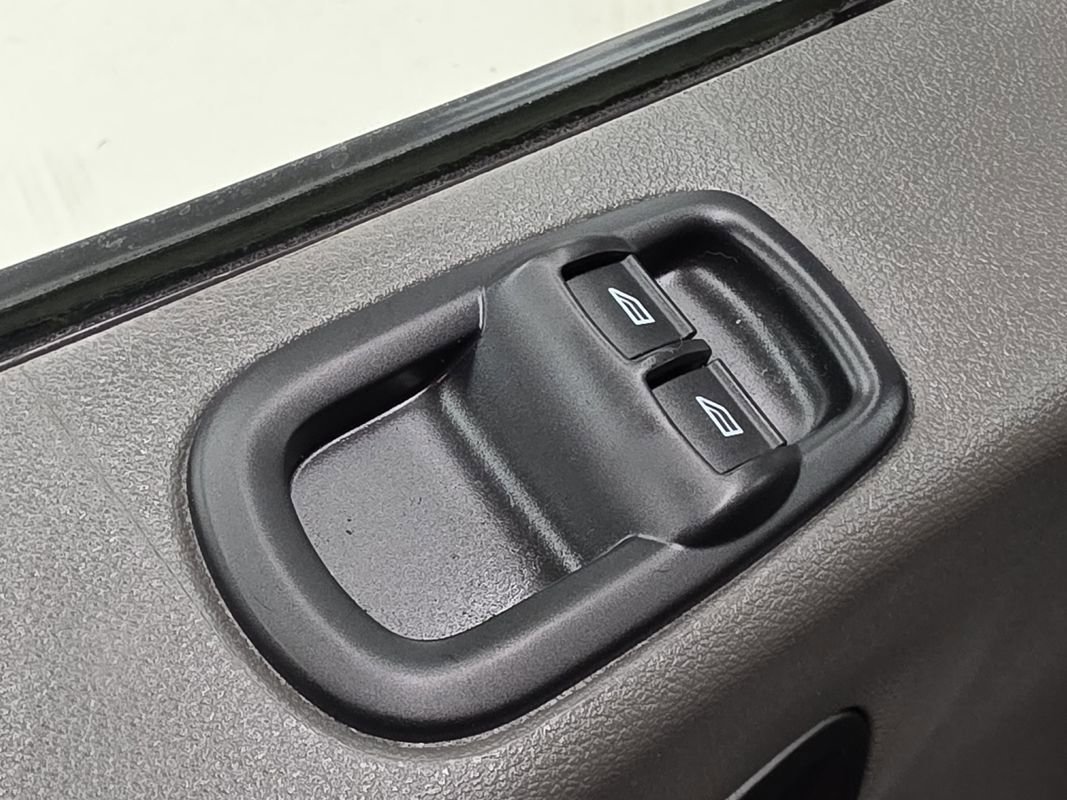 Used 2020 Ford Transit 350 XLT image 35