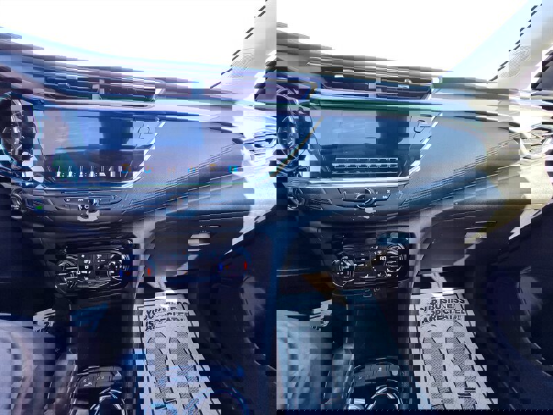 Used 2020 Buick Encore GX Select w/ Experience Buick Package image 19