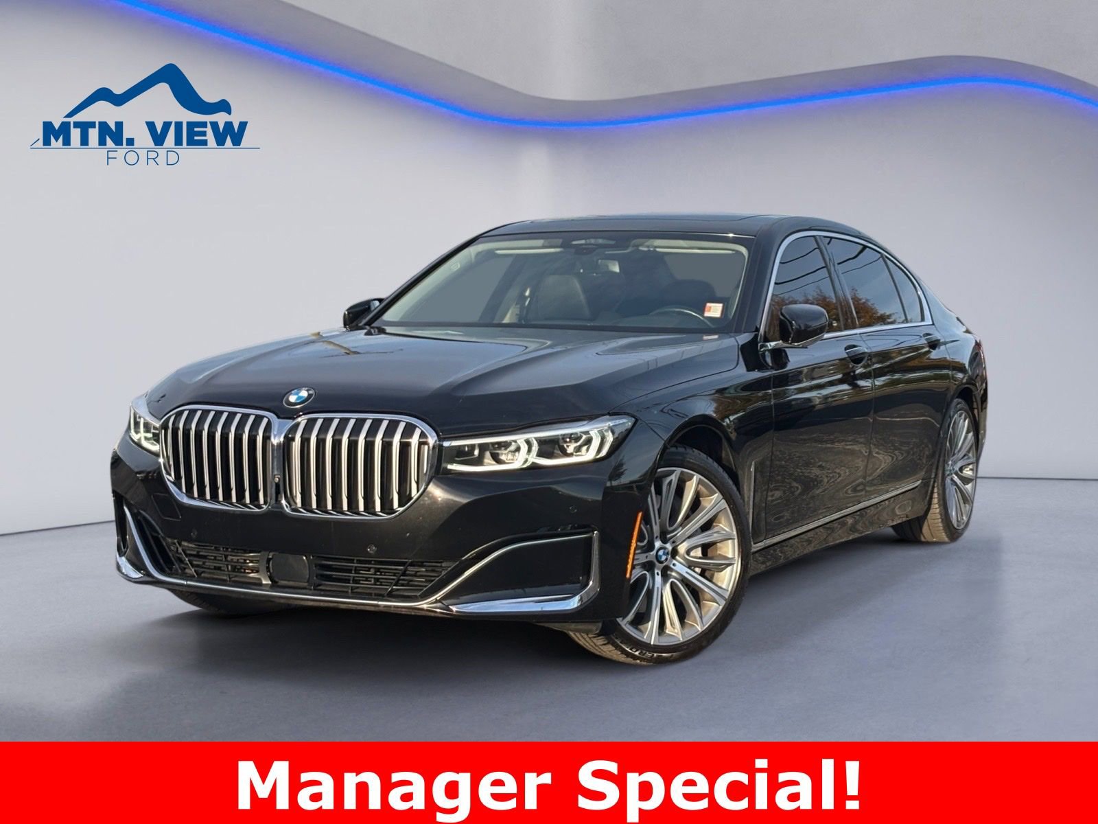 Used 2022 BMW 750i xDrive w/ Luxury Rear Seating Package video 1