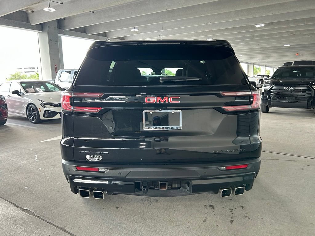 Used 2024 GMC Acadia Elevation w/ Black Edition FWD image 4