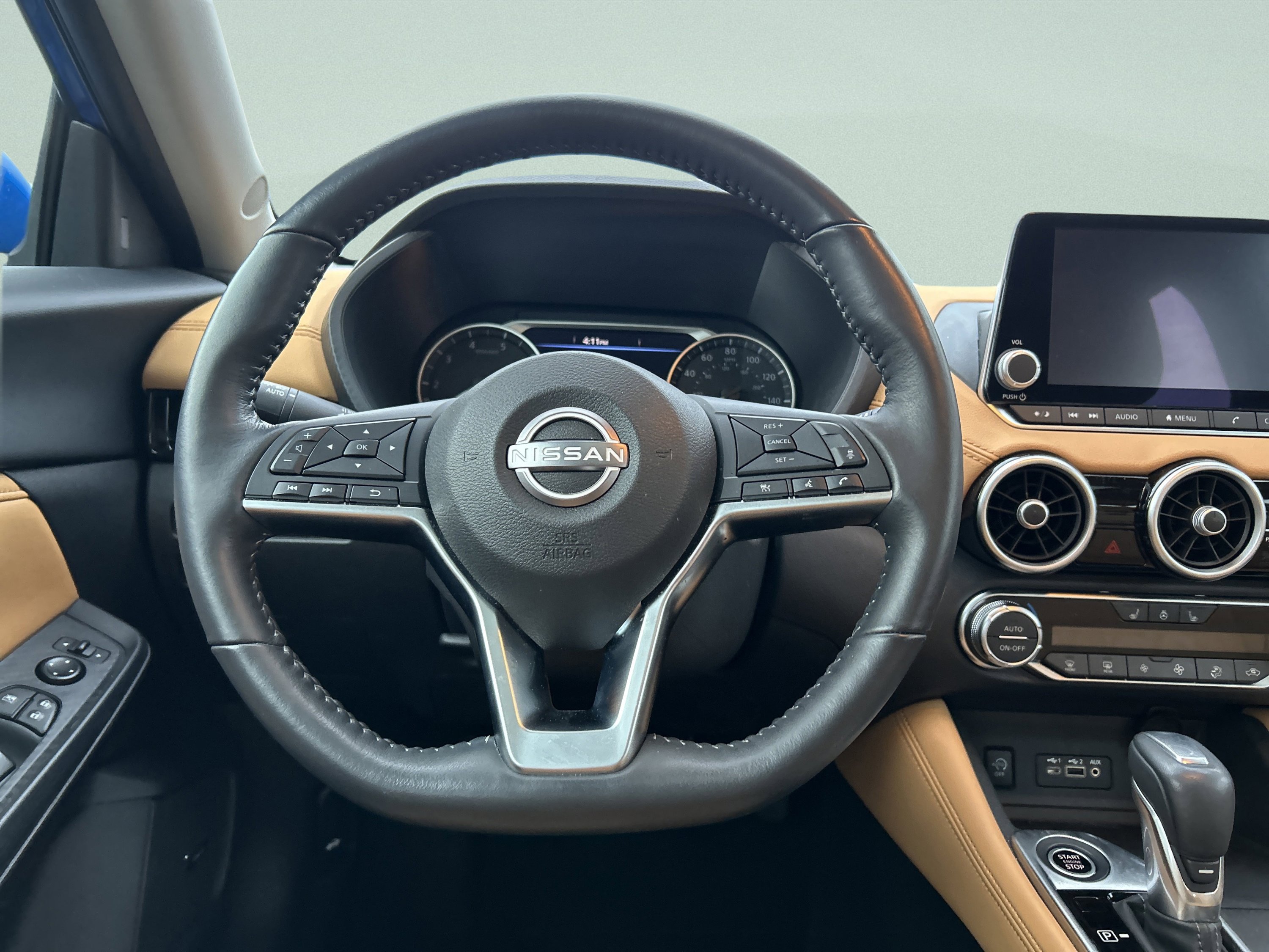 Used 2025 Nissan Sentra SV w/ SV Premium Package image 16