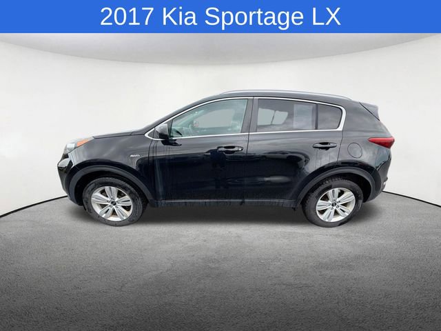 Used 2017 Kia Sportage LX w/ LX Popular Package AWD/4WD image 2