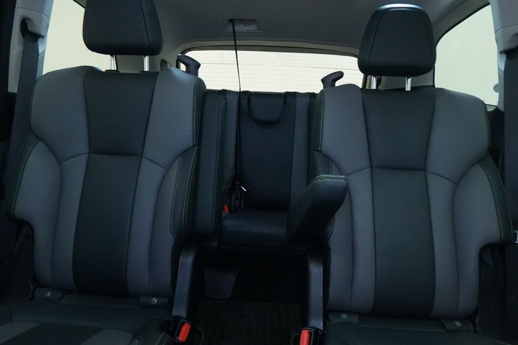 Used 2024 Subaru Ascent Onyx Edition image 18