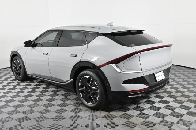 New 2025 Kia EV6 Wind image 6