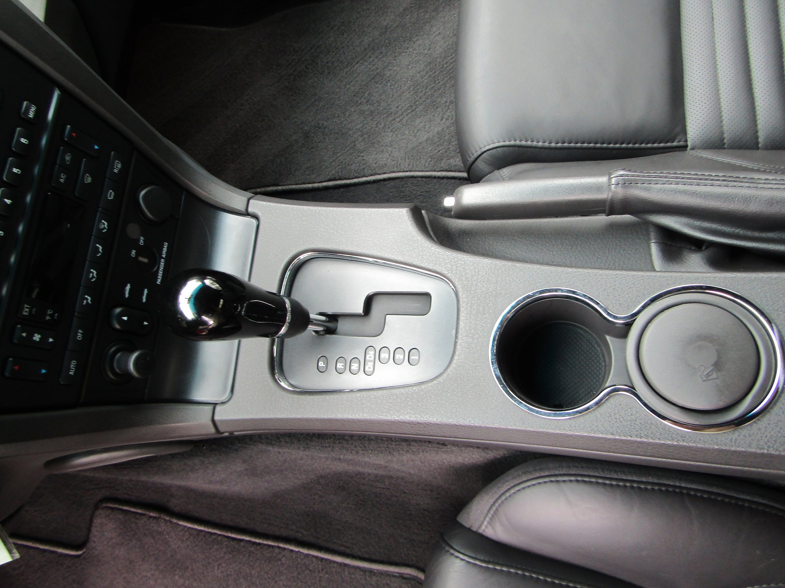 Used 2002 Ford Thunderbird RWD image 26