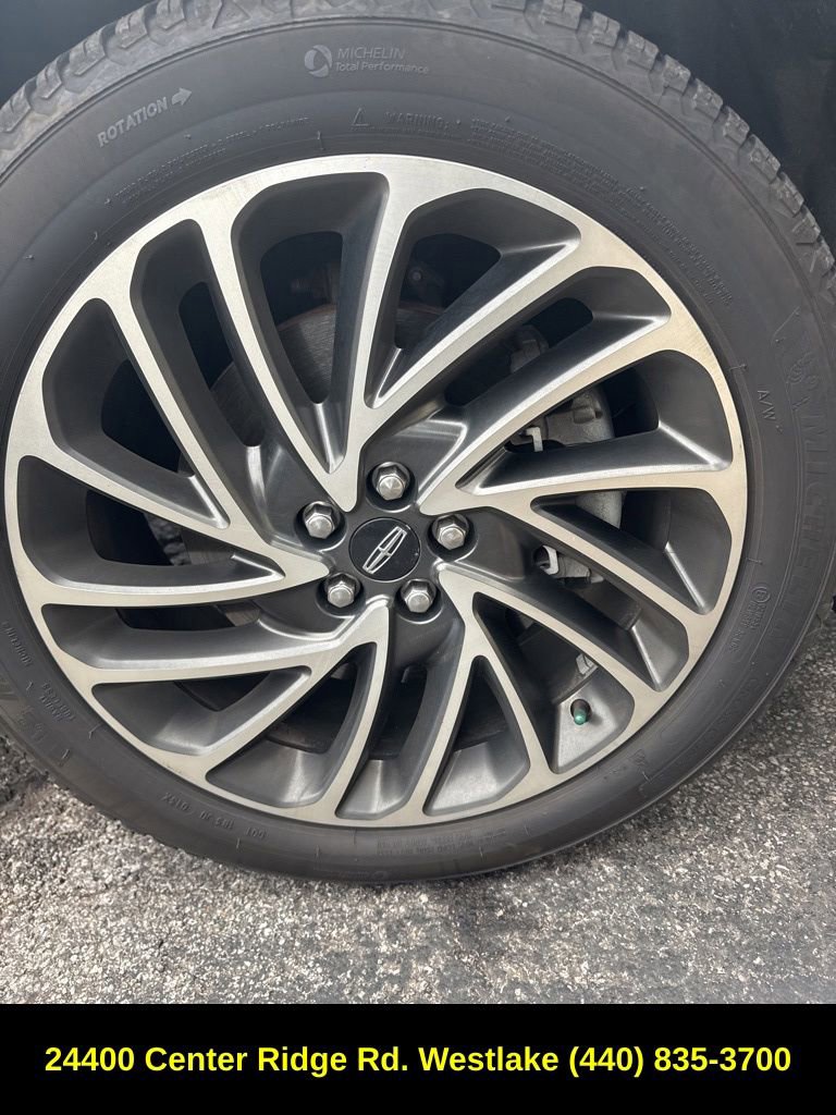 Used 2019 Lincoln Nautilus Reserve w/ Cargo Utility Package AWD/4WD image 9