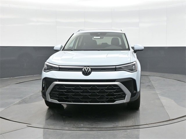 New 2026 Volkswagen Taos SEL image 2