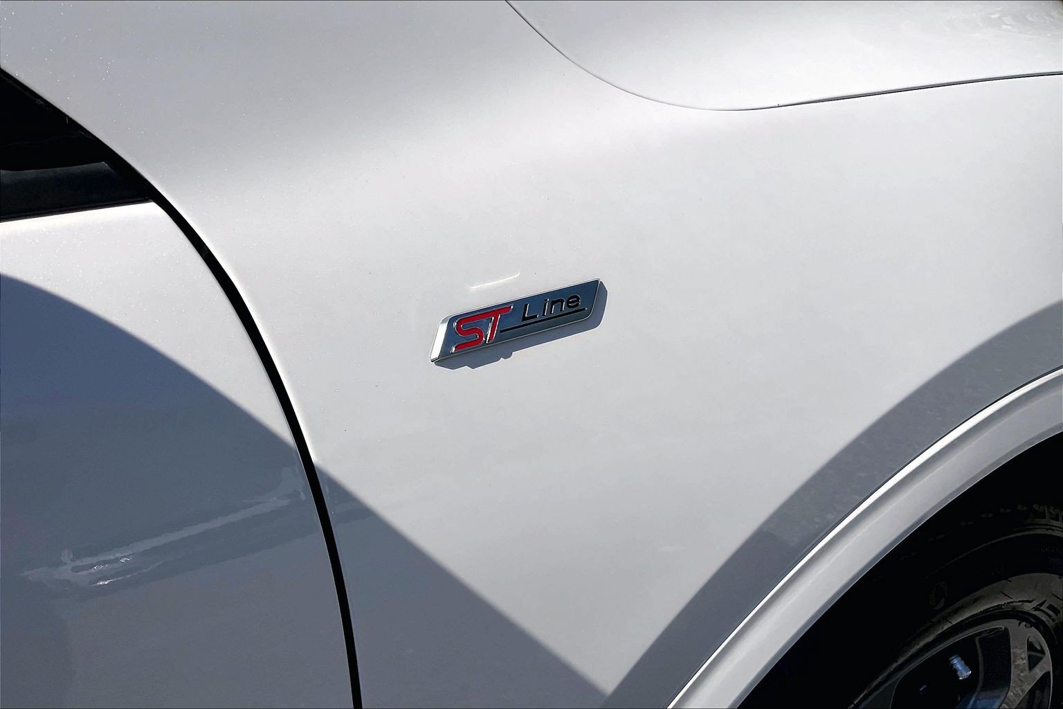 Certified 2024 Ford Escape ST-Line AWD/4WD image 8