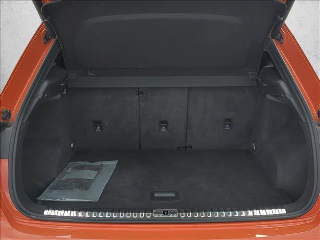 Used 2020 Audi Q3 2.0T Premium Plus w/ Premium Plus Package image 5