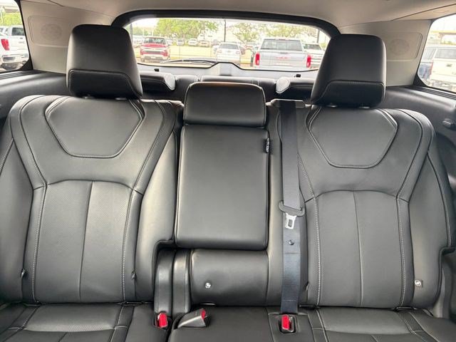 Used 2023 INFINITI QX60 Sensory w/ Cargo Package AWD/4WD image 12