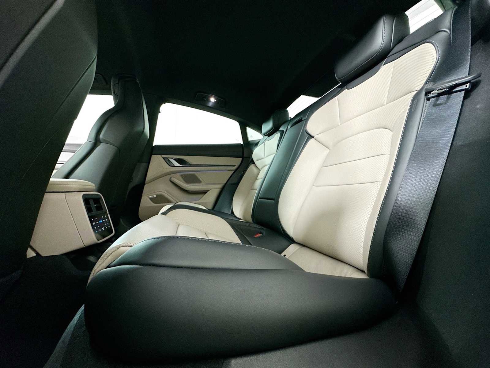 New 2025 Porsche Taycan 4S image 23