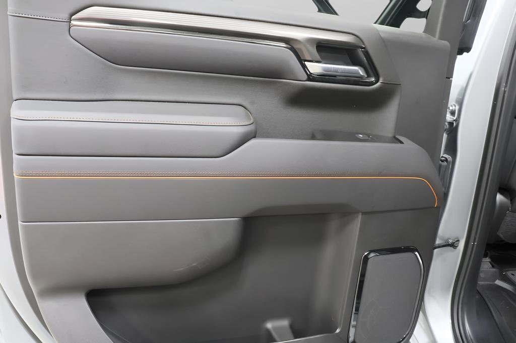 Used 2025 GMC Sierra 1500 AT4 w/ AT4 Premium Package image 11