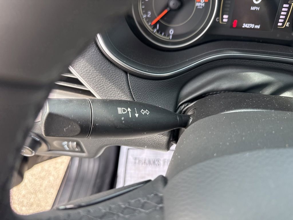 Used 2022 Jeep Cherokee Latitude image 23