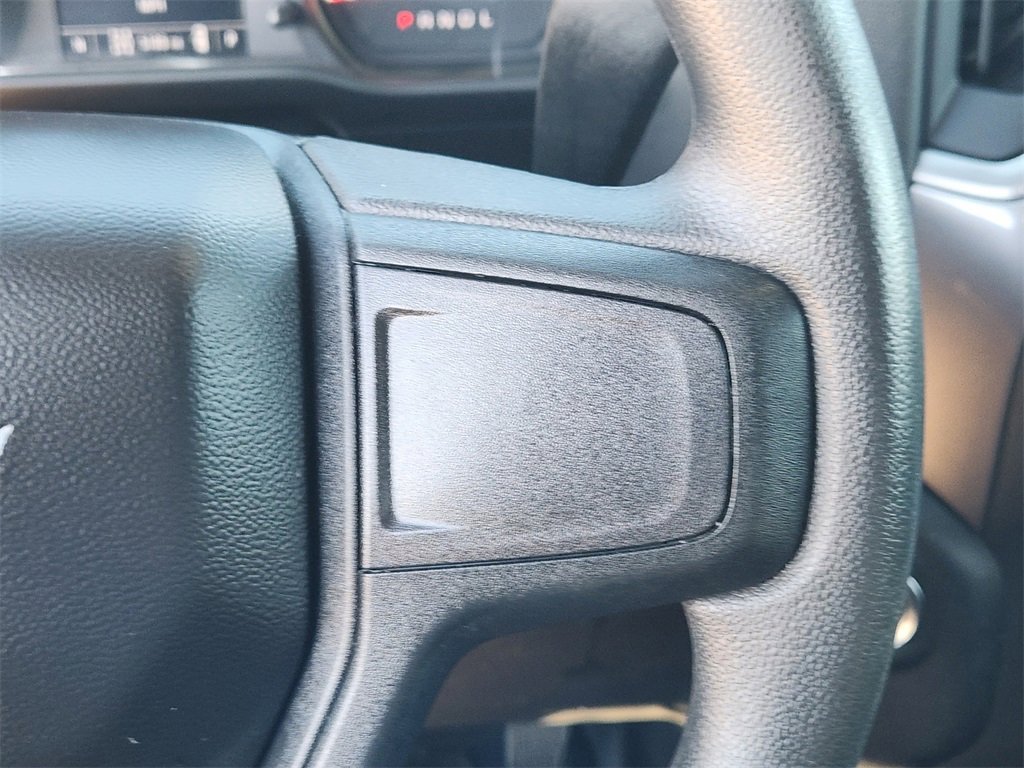 Used 2025 Chevrolet Silverado 1500 W/T w/ WT Value Package image 29