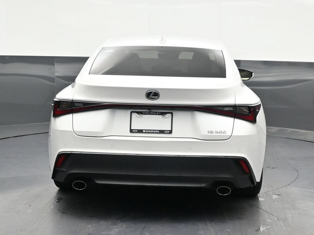 Used 2023 Lexus IS 300 w/ Comfort Package RWD image 4