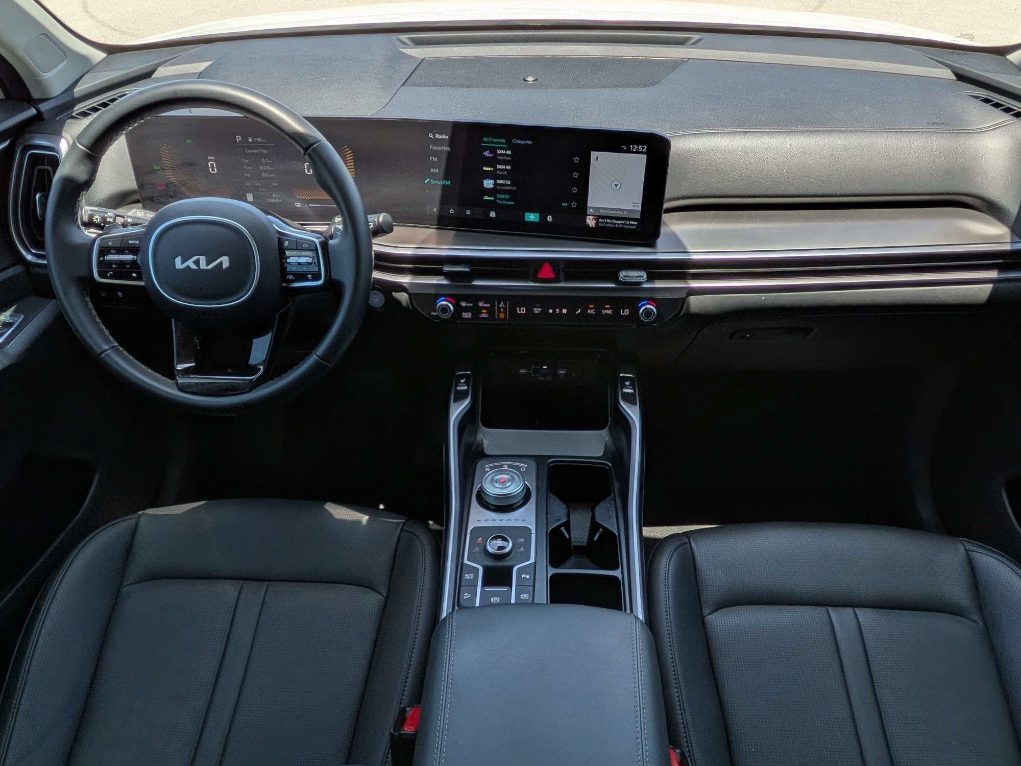 Certified 2025 Kia Sorento EX AWD/4WD image 20