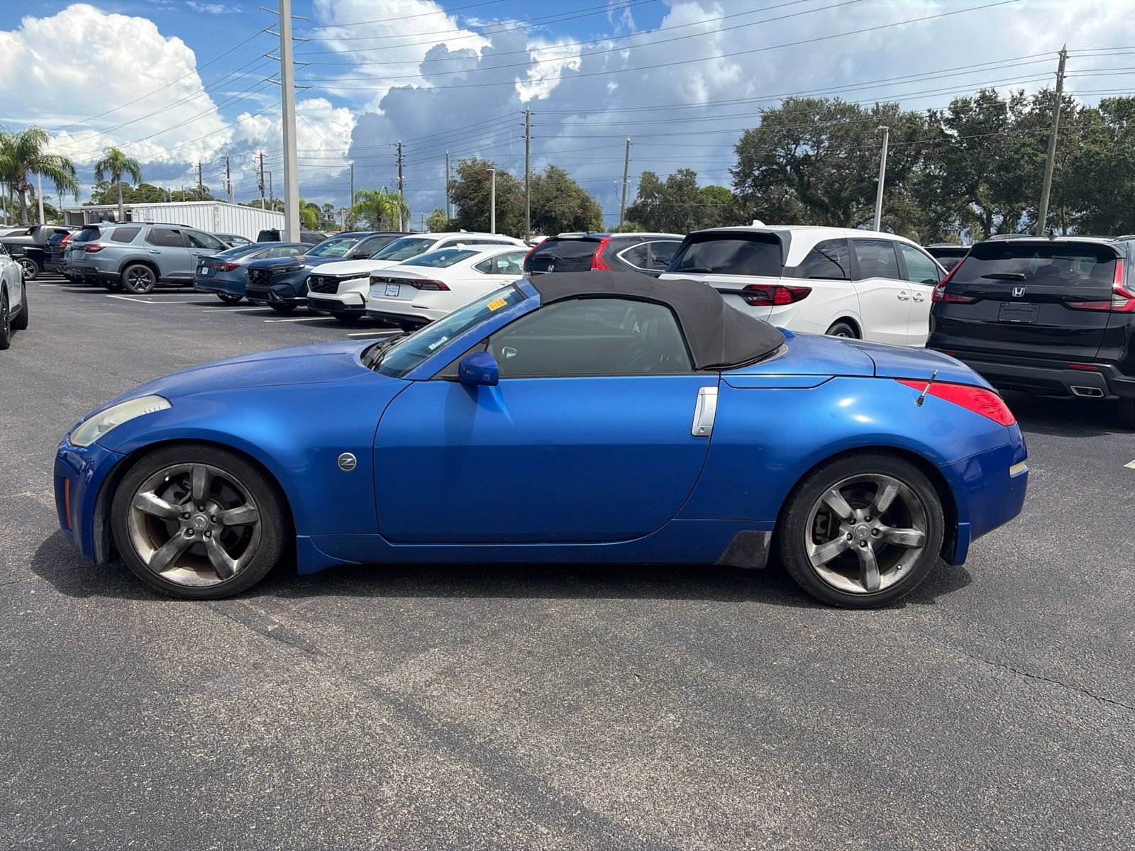 Used 2006 Nissan 350Z Enthusiast RWD image 4